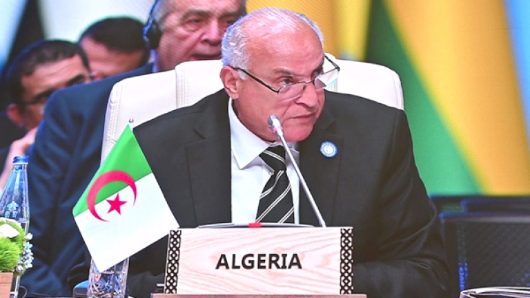 الجزائر تساهم بجدية في الوساطة بين روسيا وأوكرانيا