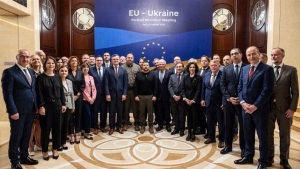 اجتماع &quot;تاريخي&quot; لوزراء خارجية الاتحاد الأوروبي في كييف