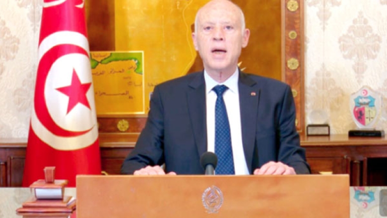 الرئيس التونسي يحث على "التصدي لمن يتآمرون على الدولة"