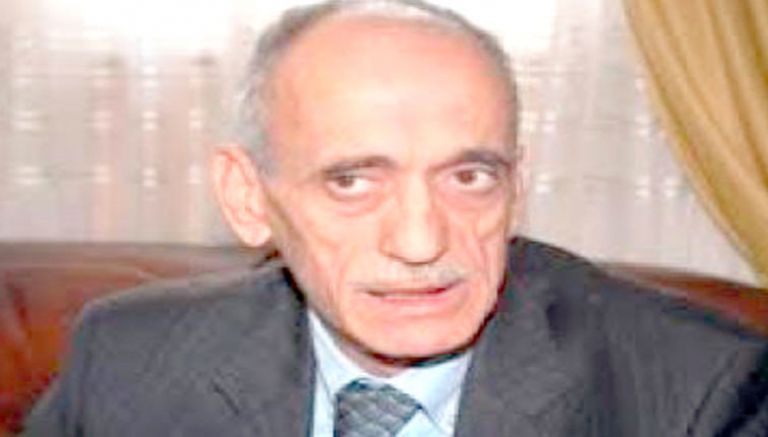 قرباج يجتمع برؤساء الأندية يوم الثلاثاء