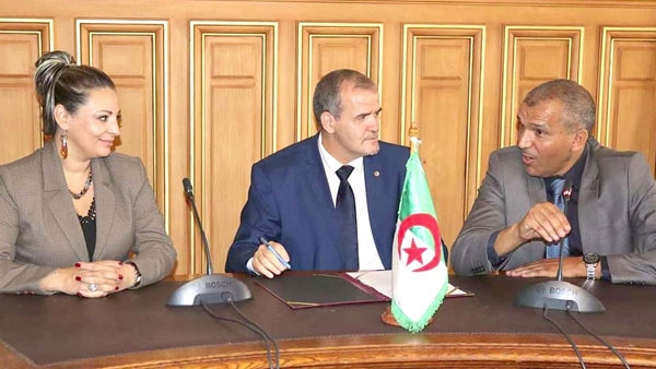مديرة عامة جديدة لـ"الغرفة الجزائرية التجارة والصناعة"