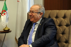 تعزيز العلاقات والتعاون الأمني