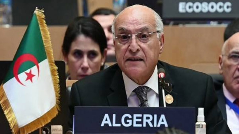 الجزائر تدعّم إجراء الانتخابات في ليبيا