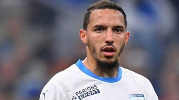 مشكلة جديدة لإسماعيل بن ناصر قبل الميركاتو الصيفي