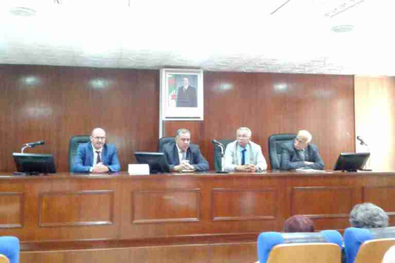 بوعزغي يقيل المدير العام للغابات