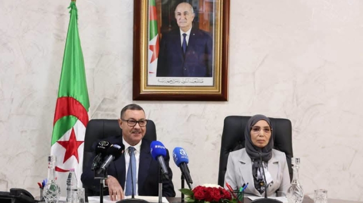 رئيس الجمهورية حريص على تدعيم المؤسّسات بالكفاءات