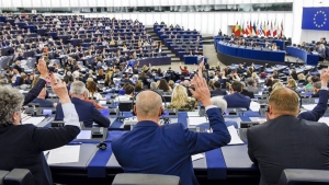 البرلمان الأوروبي يعتزم المطالبة بتعويضات