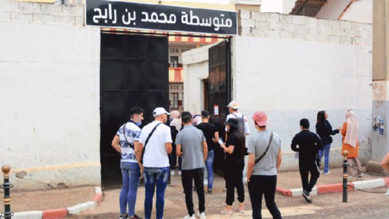 ارتياح كبير للممتحنين بعد فتح الأظرفة في مادة الأدب العربي