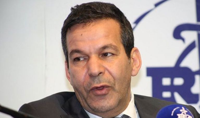 جلاب يشدد على تحيين قانون المقايضة