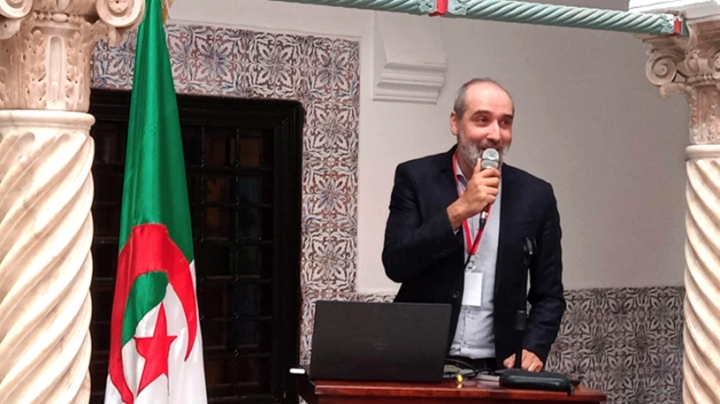 إبراز دور المرشد السياحي في تثمين الموروث الثقافي