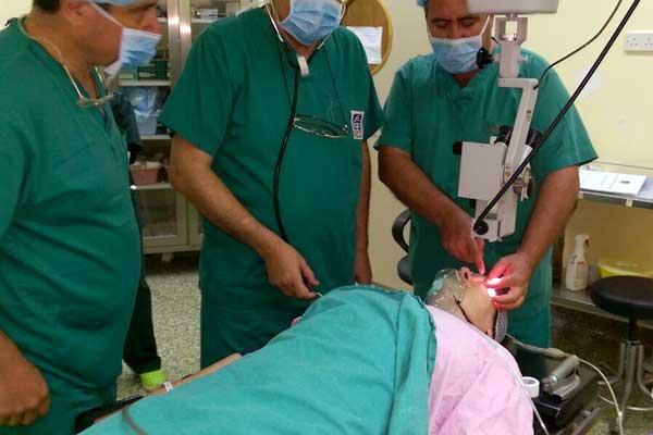 برمجة 10 عمليات لزرع القرنية
