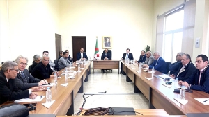 "الفاف" تطلق مبادرة "صلح كروية" وتتوعد الحكام