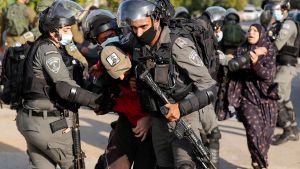 إسرائيل تعتقل 130 فلسطينية منذ بداية العام الجاري