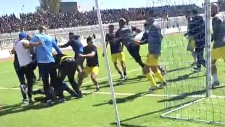 "الفاف" تفتح تحقيقا وتتوعد المتسببين