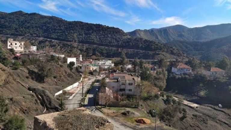 شباب الحي السفلي يطالبون بالسكن الريفي