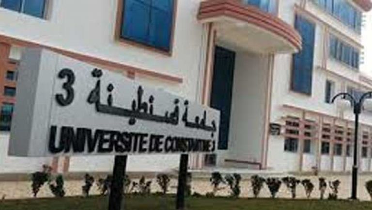 الطلبة يغلقون مديرية الخدمات الجامعية