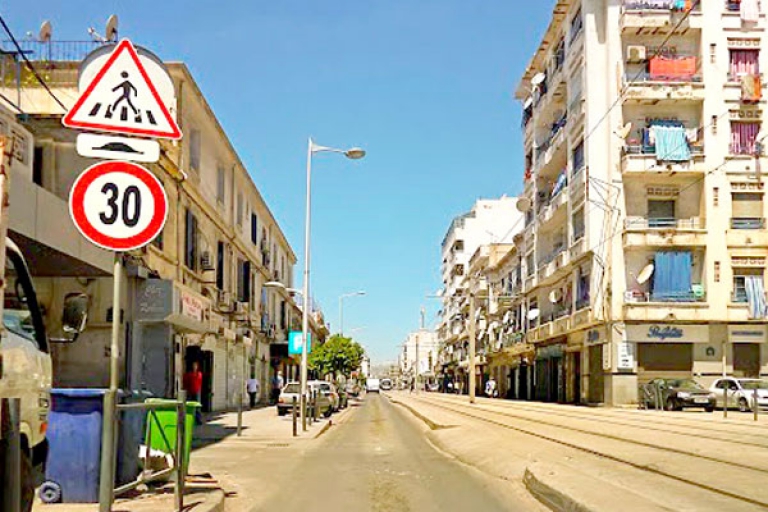 تجار 27 شارع طرابلس يطالبون بالتعويض