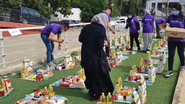 "أيدي الخير" تشرع في توزيع قفة رمضان