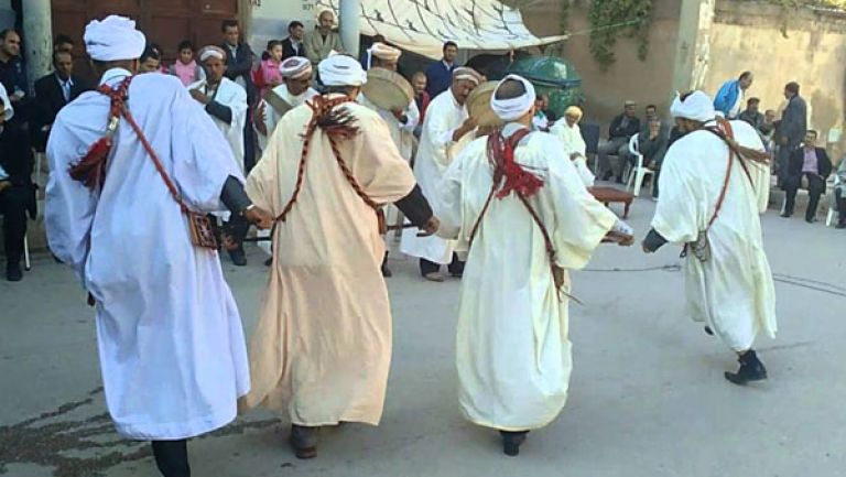 تقاليد متأصلة في التركيبة الثقافية لأعراس ”أولاد نهار”