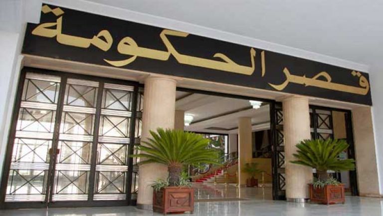 المصادقة على مراسيم تنفيذية وعروض وصفقات بالتراضي البسيط