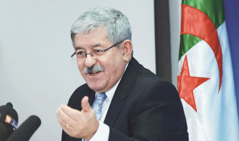 ”اليد في اليد لمساندة الرئيس بوتفليقة”