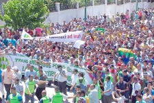 مناصرو شبيبة القبائل يعتصمون أمام مديرية الشباب والرياضة