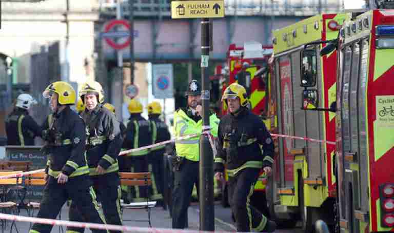 شرطة بريطانيا تتعامل مع الحادث كعمل إرهابي