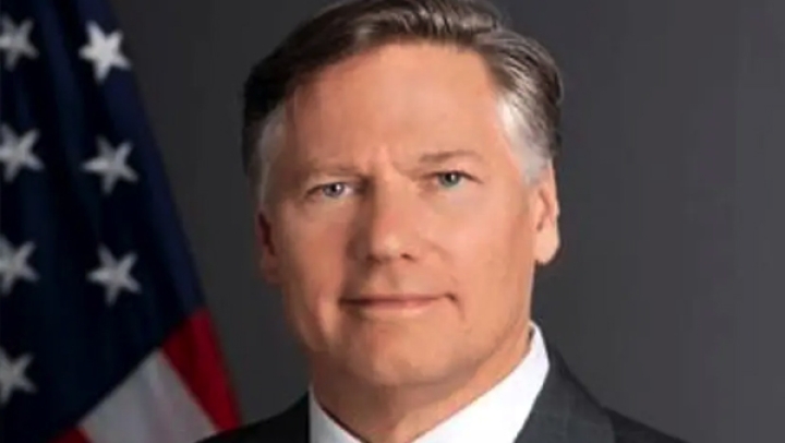 فرص كبيرة متاحة لتعزيز العلاقات الاقتصادية بين بلدينا