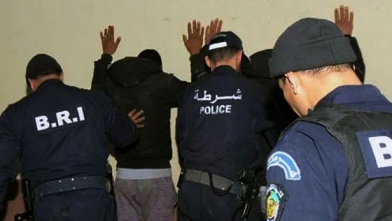 تفكيك شبكة إجرامية تعتدي على المواطنين