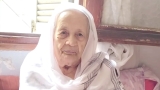 &quot;يما خيرة&quot;.. أنامل من صوف وقلب لا يشيخ بالعطاء