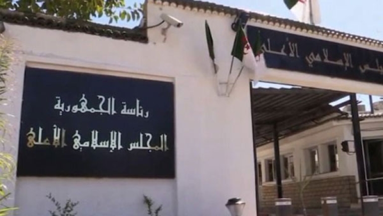 عيب على علماء المسلمين أن يقبلوا رئاسة المخرف الريسوني