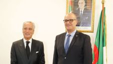 وزير الانتقال الطاقوي والطاقات المتجددة بن عتو زيان- سفير البرتغال بالجزائر السيد لويس دي البوكيركي فيلوسو