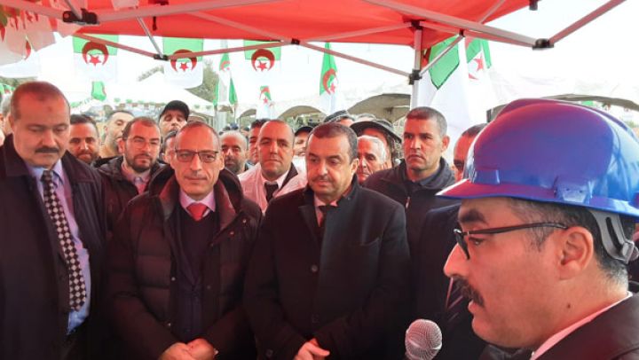 ربط 70 ألف محيط فلاحي بالكهرباء عبر الوطن