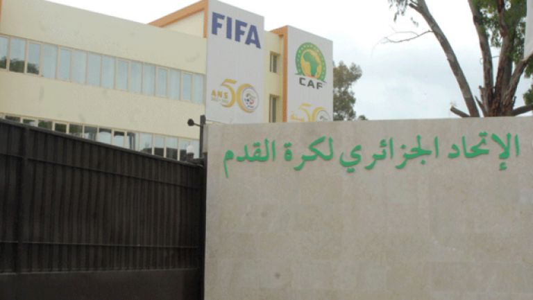 ‘’الفاف" تؤكد أن كرة القدم الوطنية ستعرف عهدا جديدا