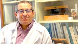 الخبير في علم الفيروسات بمستشفى "كلود برنارد" بليون الفرنسية، الدكتور يحي مكي عبد المؤمن
