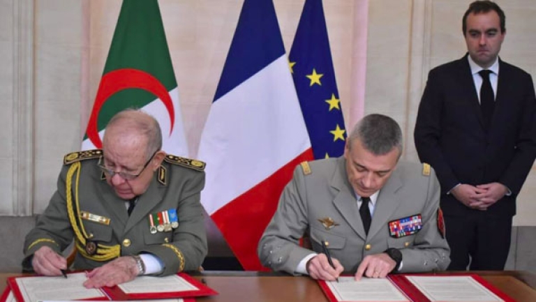 تعزيز التعاون العسكري والأمني الجزائري- الفرنسي