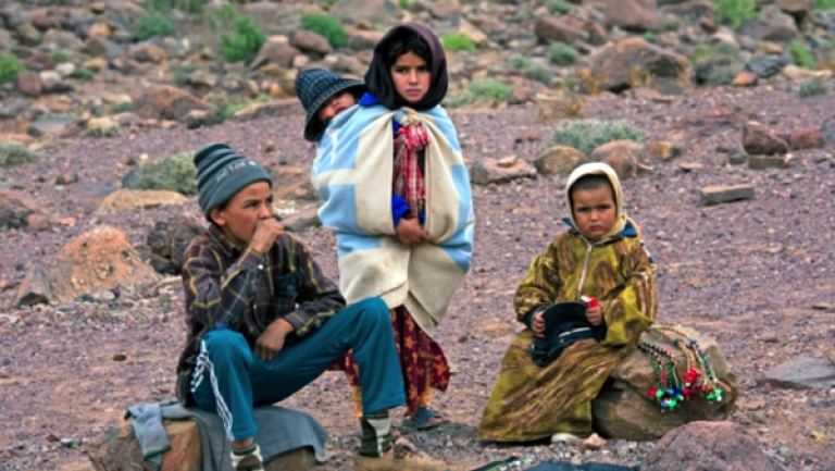 ”المغرب المنسي”: حياة بدائية.. سكان في الكهوف ومعاناة لا تنتهي