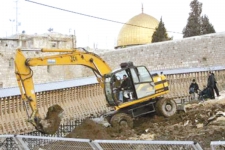 إسرائيل تبني جدارا آخر على حدود مدينة القدس الشرقية