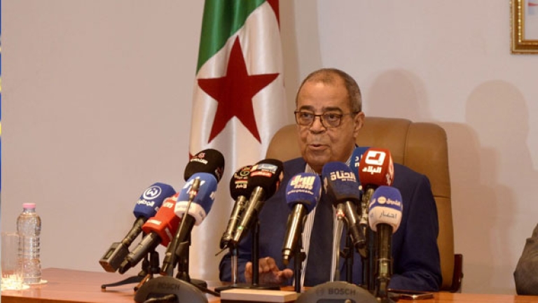نهاية ازمة السيارات.. والمهم التصنيع بالجزائر وليس التسويق