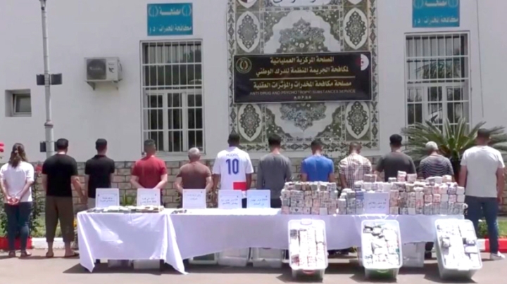 حجز قرابة 4 قناطير من الكيف و2966 قرص مهلوس