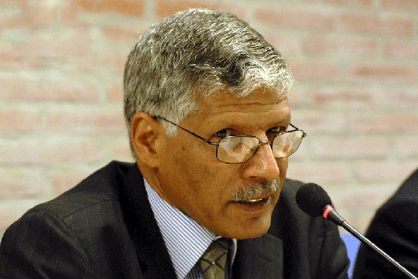 طالب عمر يدعو الأمم المتحدة القيام بخطوات عملية