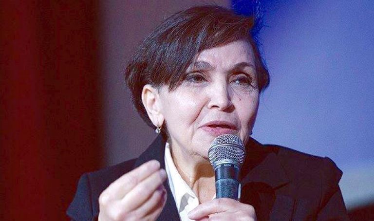 تطبيق المادة 102 حفاظا على الدولة