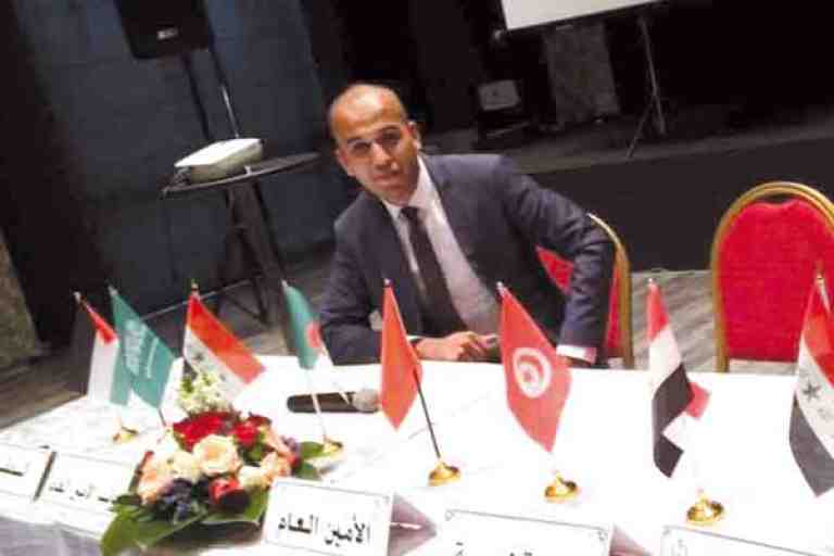 الشباب يتكون بالمشاركة في الملتقيات الوطنية والدولية