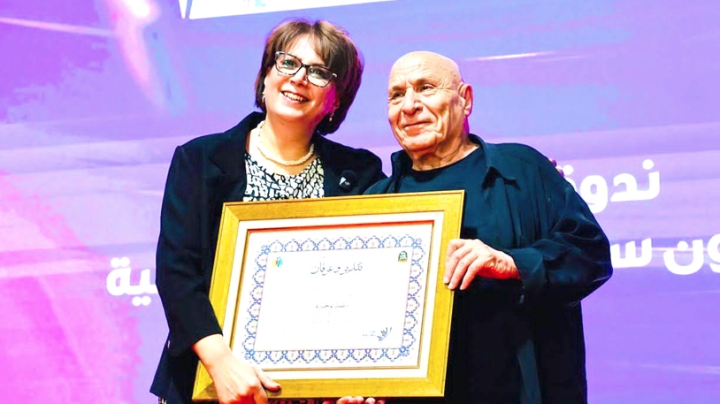 تكريم بوجدرة وتنويه بعمق العلاقات مع موريتانيا