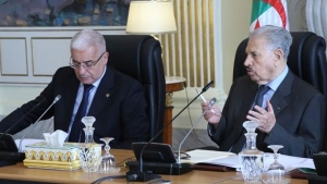 رئيسا غرفتي البرلمان يهنئان الشعب الجزائري