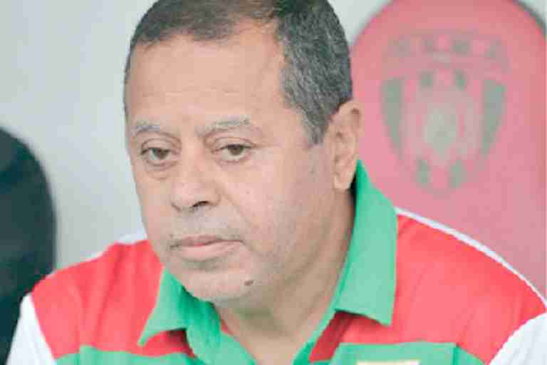 بسكري يطالب لاعبيه بانطلاقة جيدة