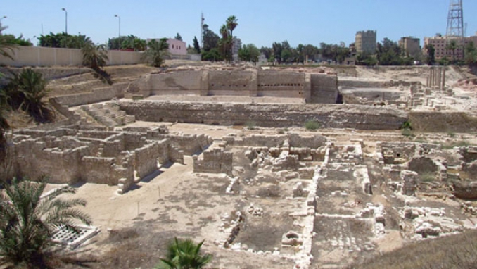 خمسة مواقع أثرية تعود جلها إلى الفترة الرومانية