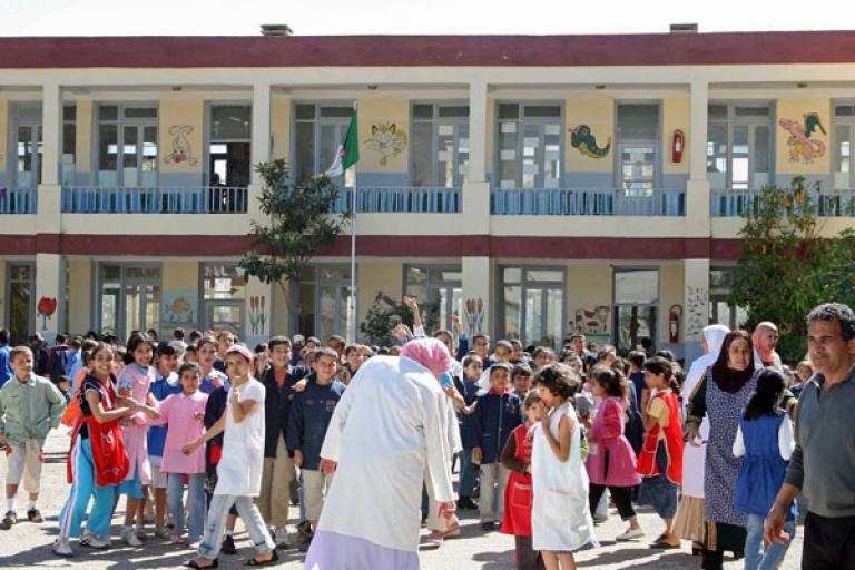 377 مؤسسة تربوية محتلة من طرف عائلات بالعاصمة