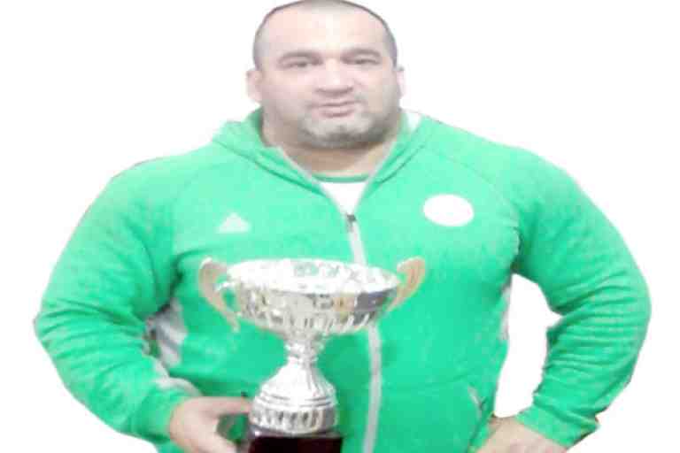 أؤمن بقدر الله وسأشرّف الألوان الوطنية عالميا ولو بيد مكسورة