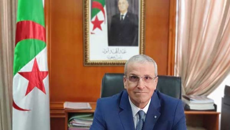 ترقية 599 أستاذ محاضر قسم "أ" إلى رتبة أستاذ